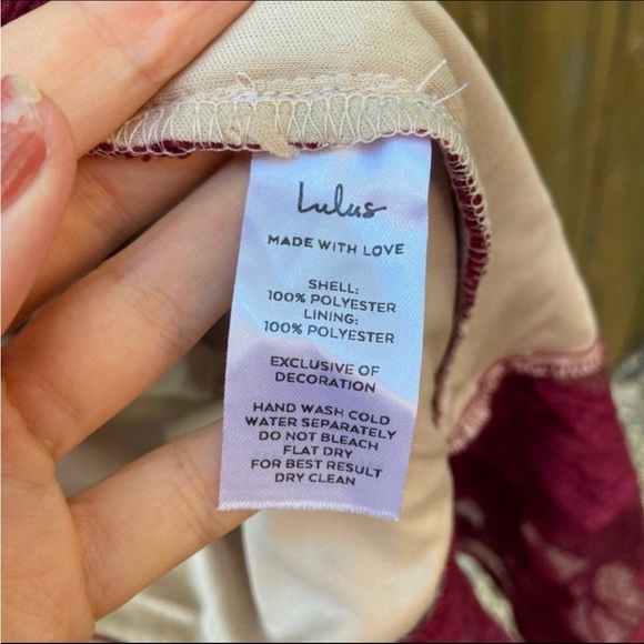 Burgundy Floral Mesh Lace Trumpet Midi Dress 🌿 - Picture 11 of 12